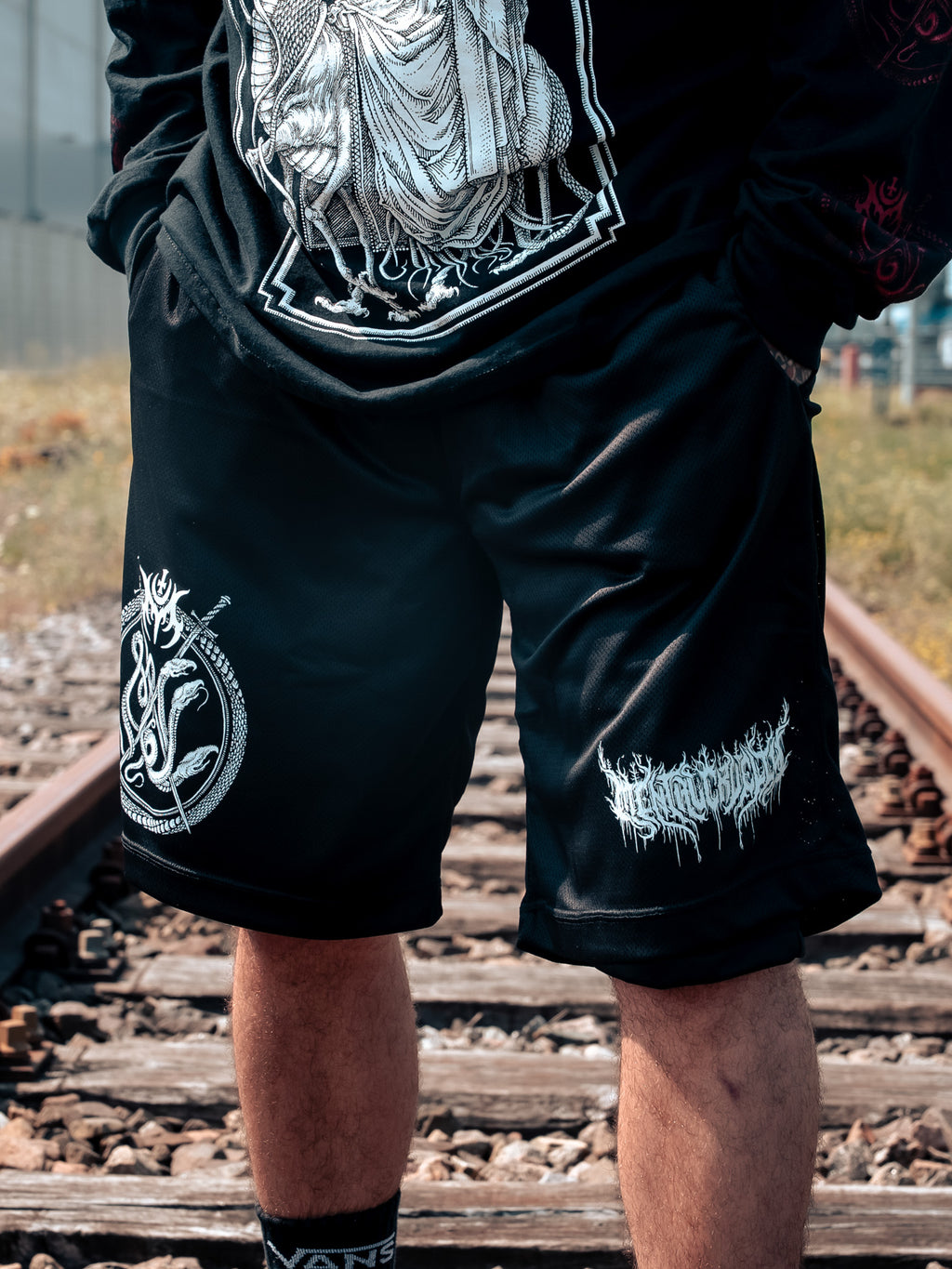 YGGDRASIL VAULT SALE - SERPENT SIGIL - Mesh Short